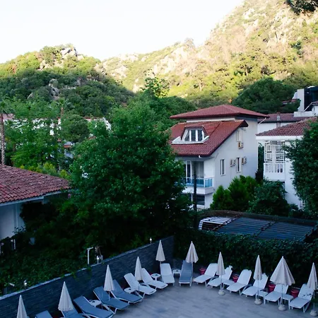 Dilhan Hotell