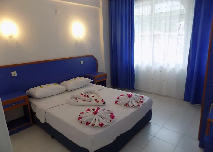Dilhan Hotell 2*